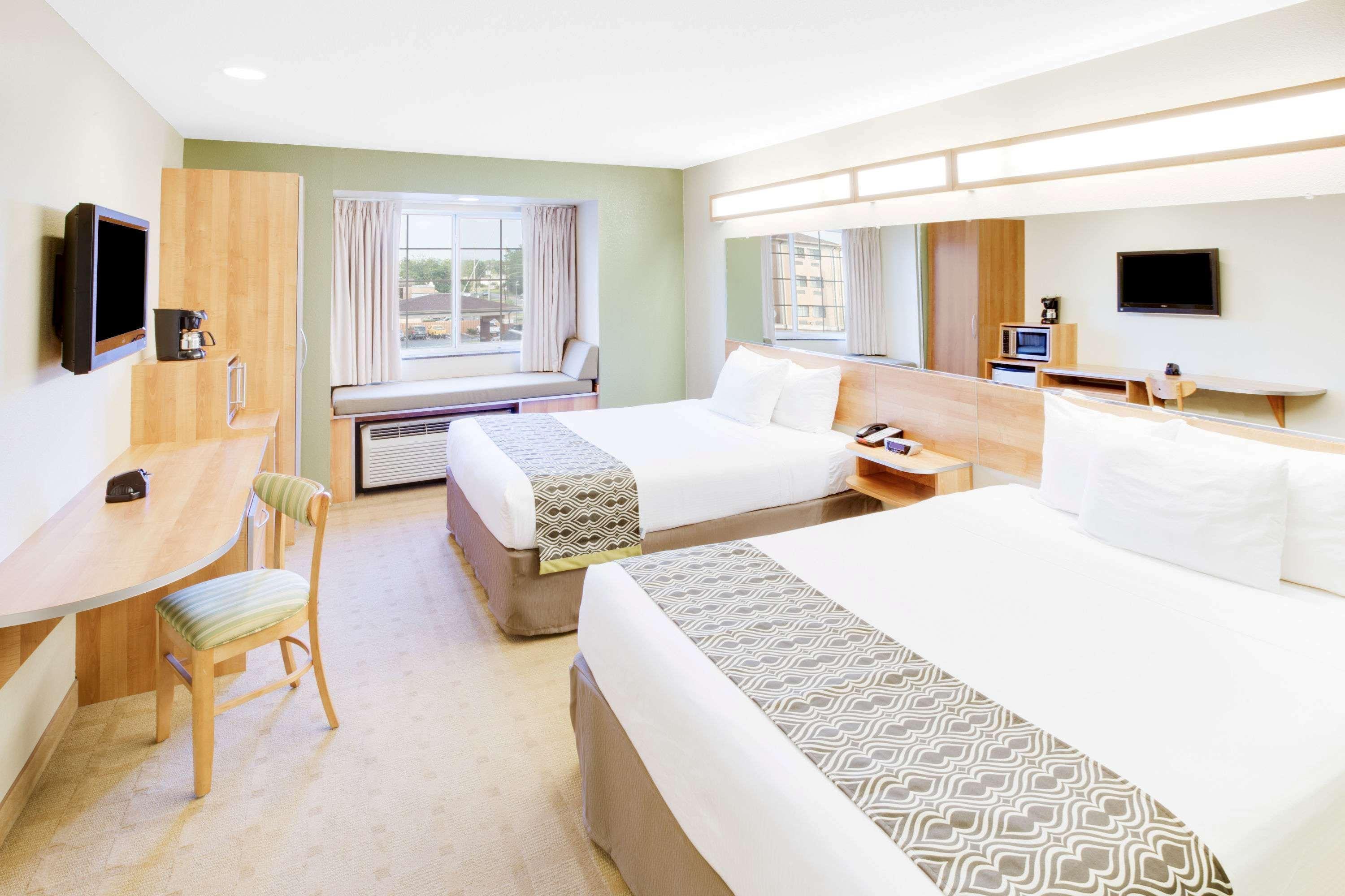 Microtel Inn & Suites By Wyndham Saraland Exterior foto